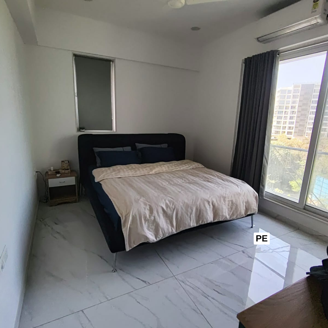 2 BHK For Sale  – Juhu