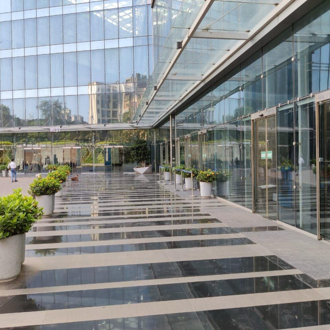 Office for Lease at Kohinoor Square – Dadar West